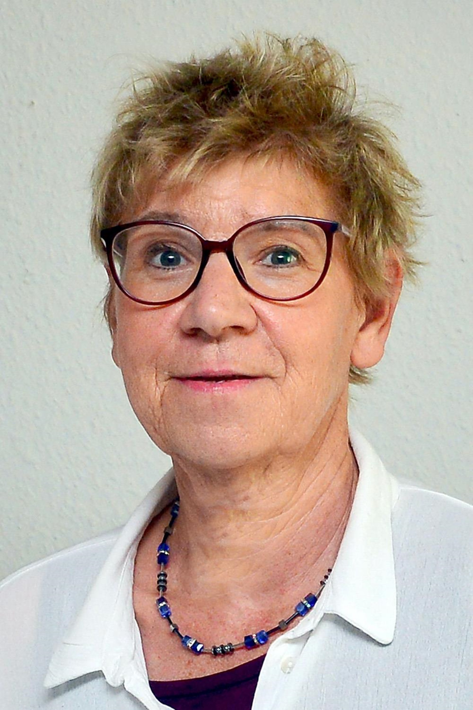 Porträtfoto von Kristine Schreckenberger