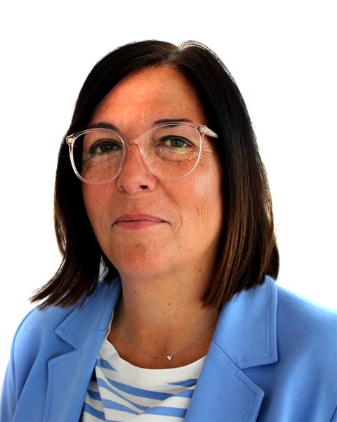 Portraitfoto Kathrin Neumann